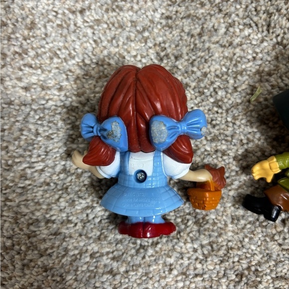 Wizard Of Oz 75th Anniversary Dorothy & Toto/Scarecrow McDonald’s Happy Meal Toy - Picture 3 of 6